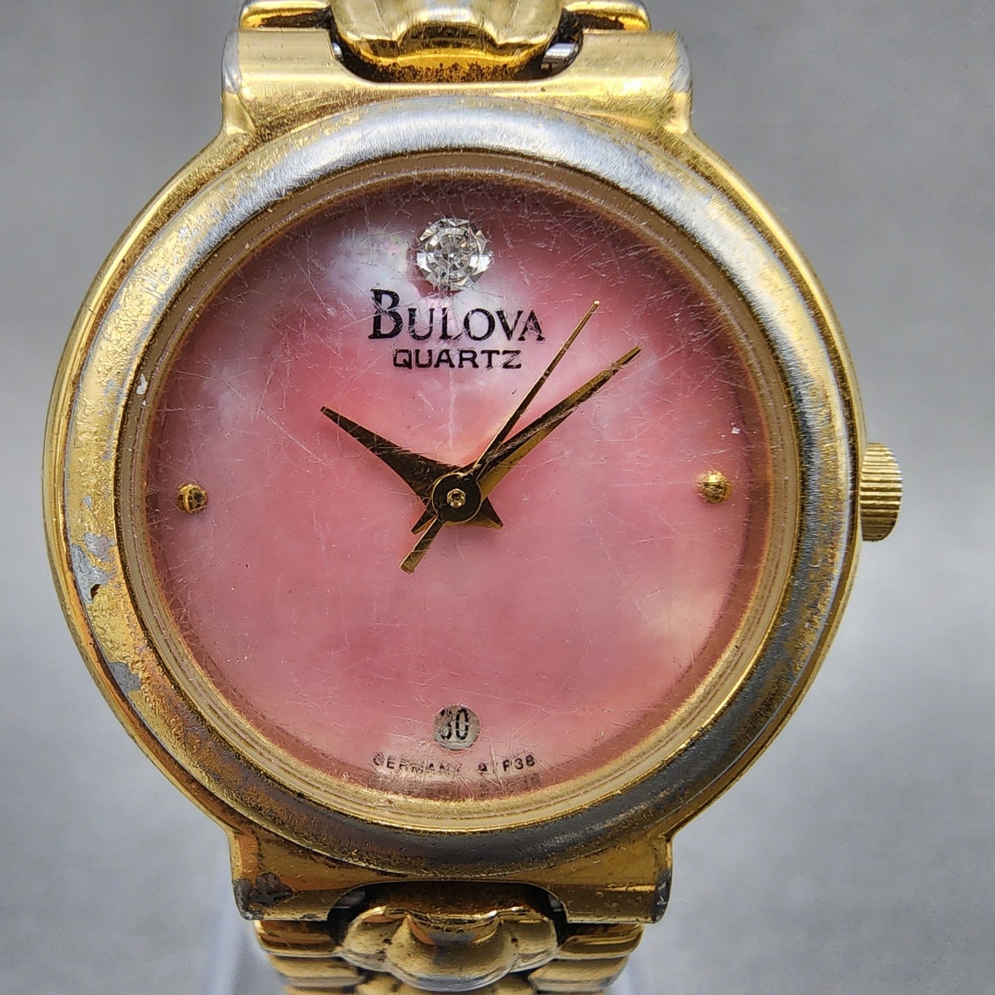 Bulova Diamond Watch Women 24mm MOP Dial Gold Tone Date 57p36 New Battery1