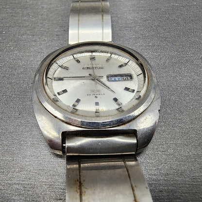 Seiko 5Actus Watch Men 39mm Silver Dial Silver Tone Daydate 61067420 PARTS3