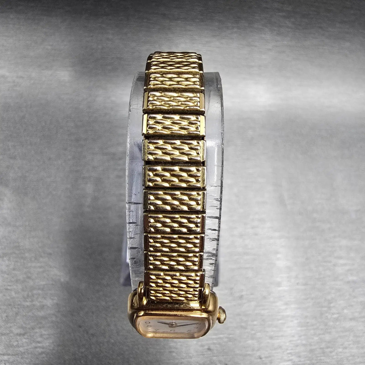 Seiko Watch Women 17mm White Dial Gold Tone Rectangle 1N00-5K29 New Battery JP4