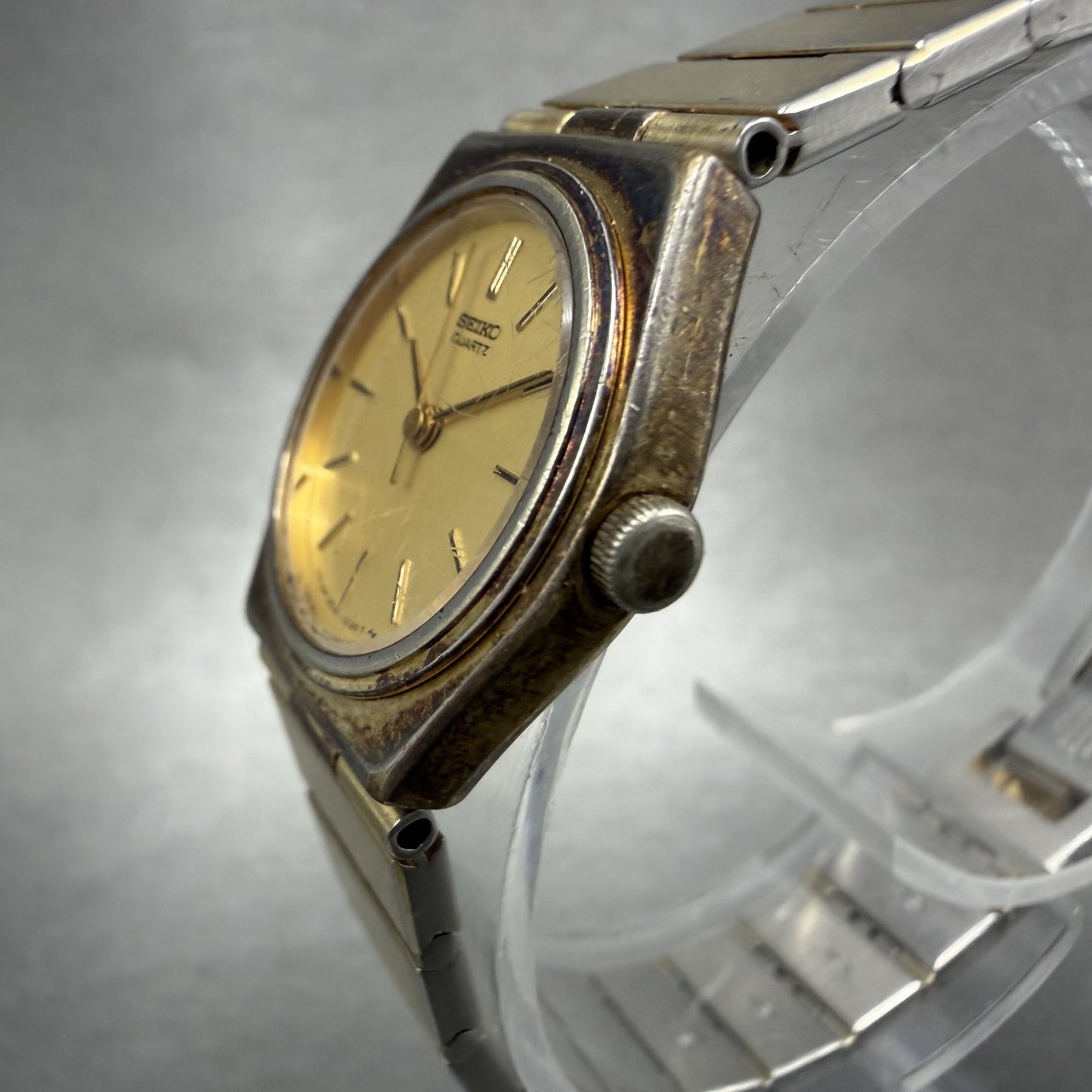 Seiko Watch Women 22mm Gold Dial Gold Tone Round 2C21-0049 New Battery Vintage2