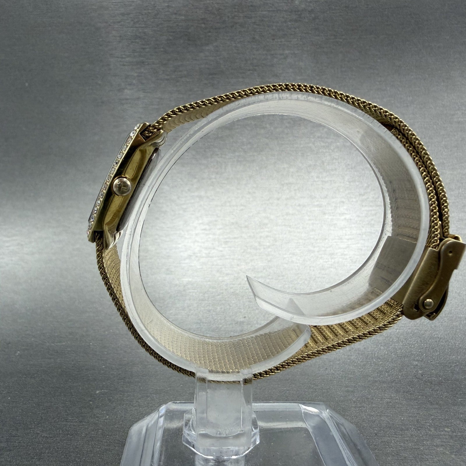 Skagen Tank Watch Women 21mm Mop Dial Gold Tone Rectangle 384XSGG New Battery7
