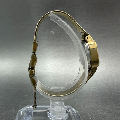 Seiko Tank Watch Women 16mm Champagne Dial Gold Tone Rectangle 16-5449 New Batt8