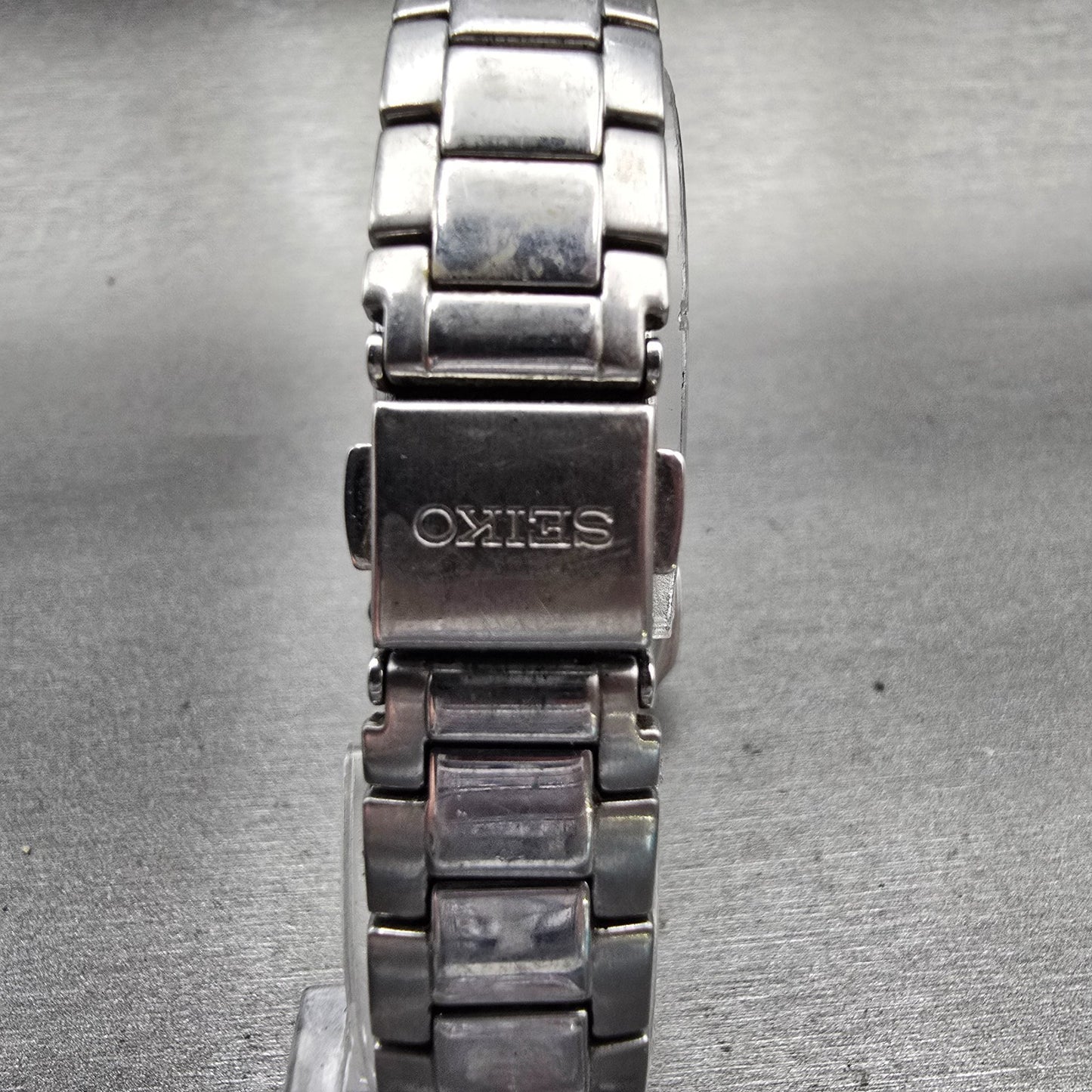 Seiko Watch Women 26mm Blue Dial Silver Tone Date Round 7N82-0BE0 New Battery6