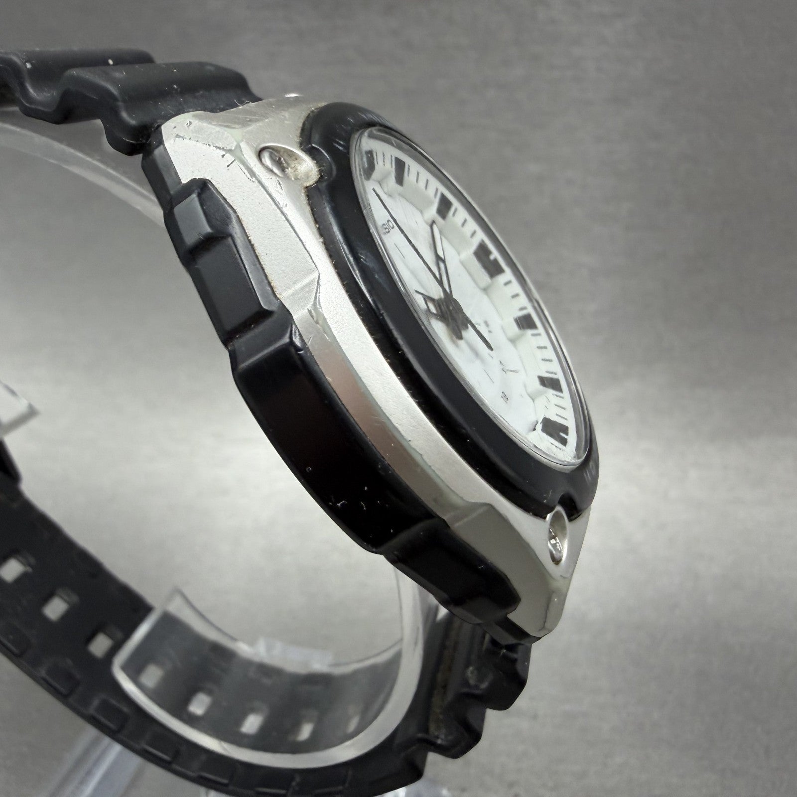 Casio Watch Men 44mm White Dial Black Tone Round MWC100H New Battery3