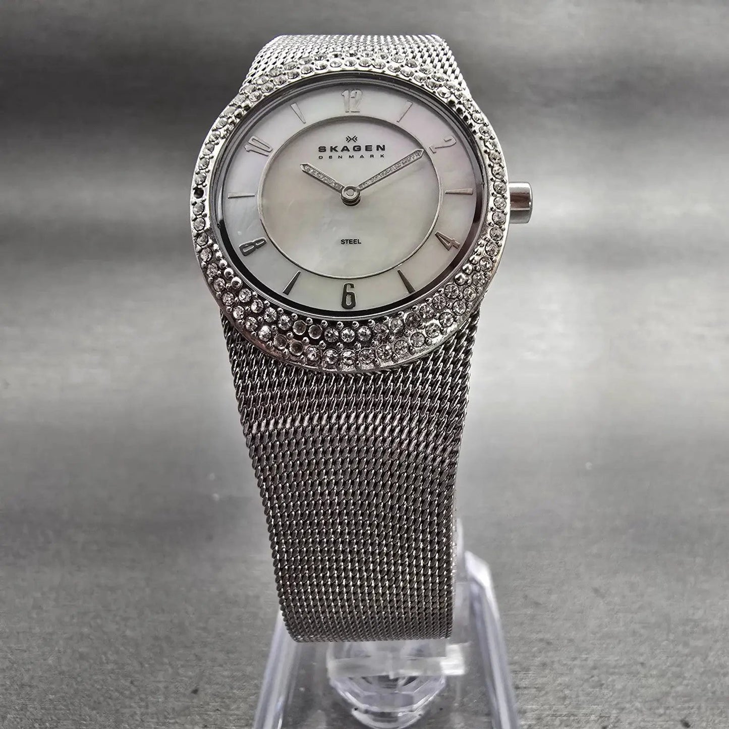 Skagen Watch Women 26mm MOP Dial Silver Tone Gemmed 566XSSS New Battery5