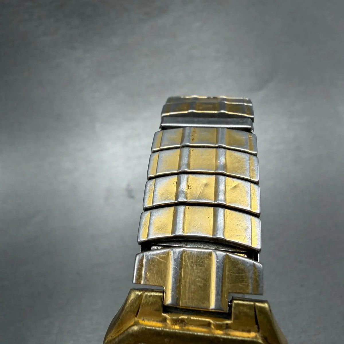 Seiko Pulsar Tank Watch Men 27mm Champagne Dial Gold Tone Date V732-X165 New Bat4
