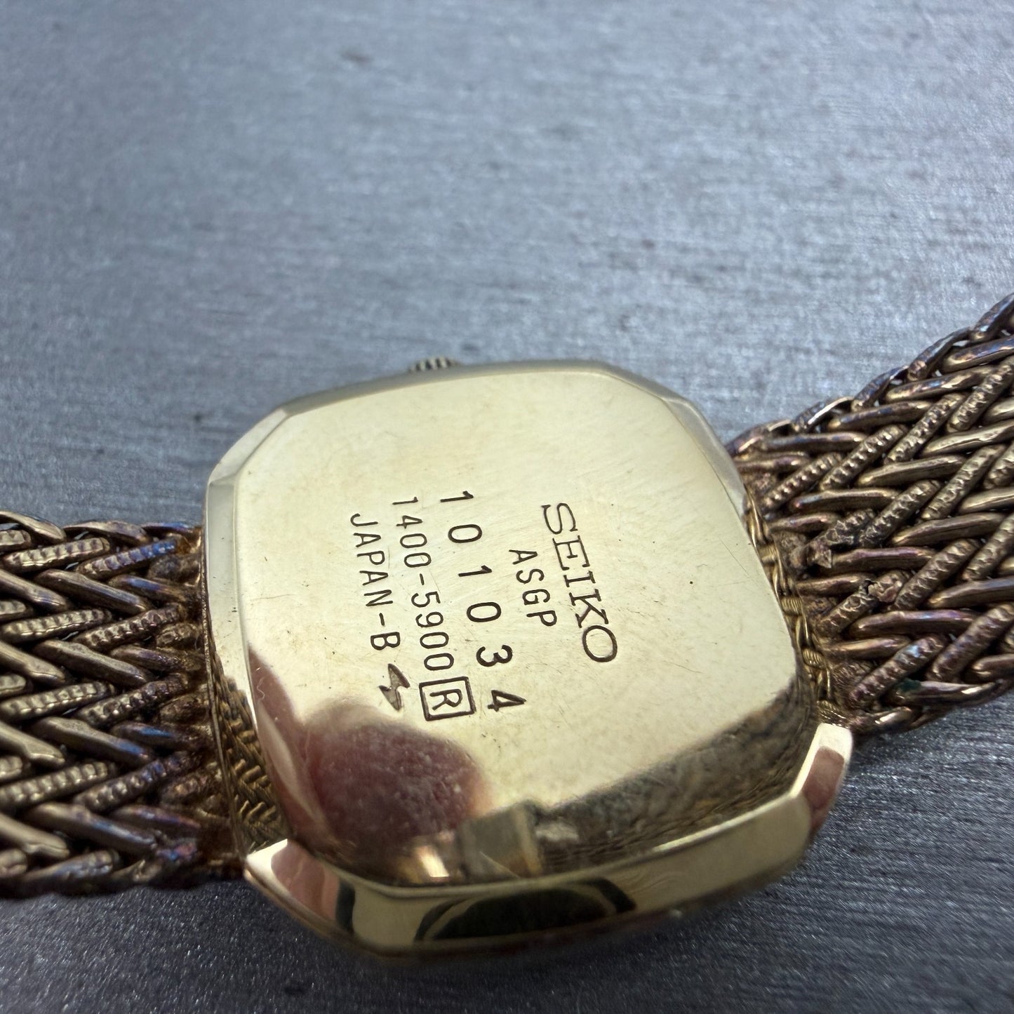 Seiko Watch Women 21mm Champagne Dial Gold Tone Rectangle 1400-5900 New Battery9