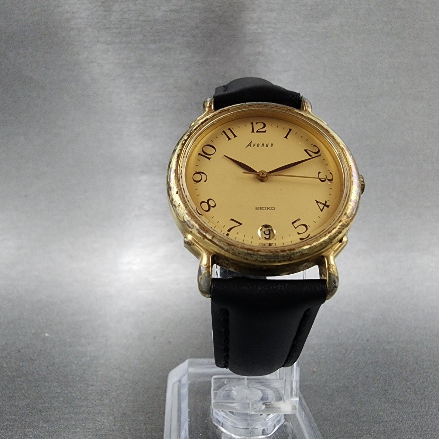 Seiko Avenue Watch Unisex 31mm Gold Dial Gold Tone Date Round 5H226150 New Batt5