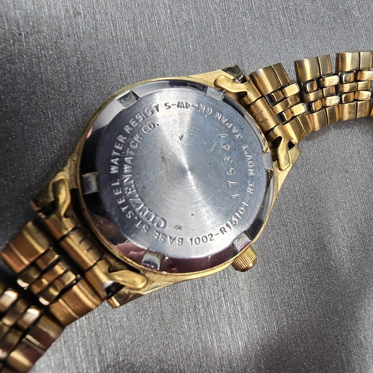 Citizen CQ Watch Women 25mm MOP Dial Gold Tone Daydate 1012-R15101 New Battery 610