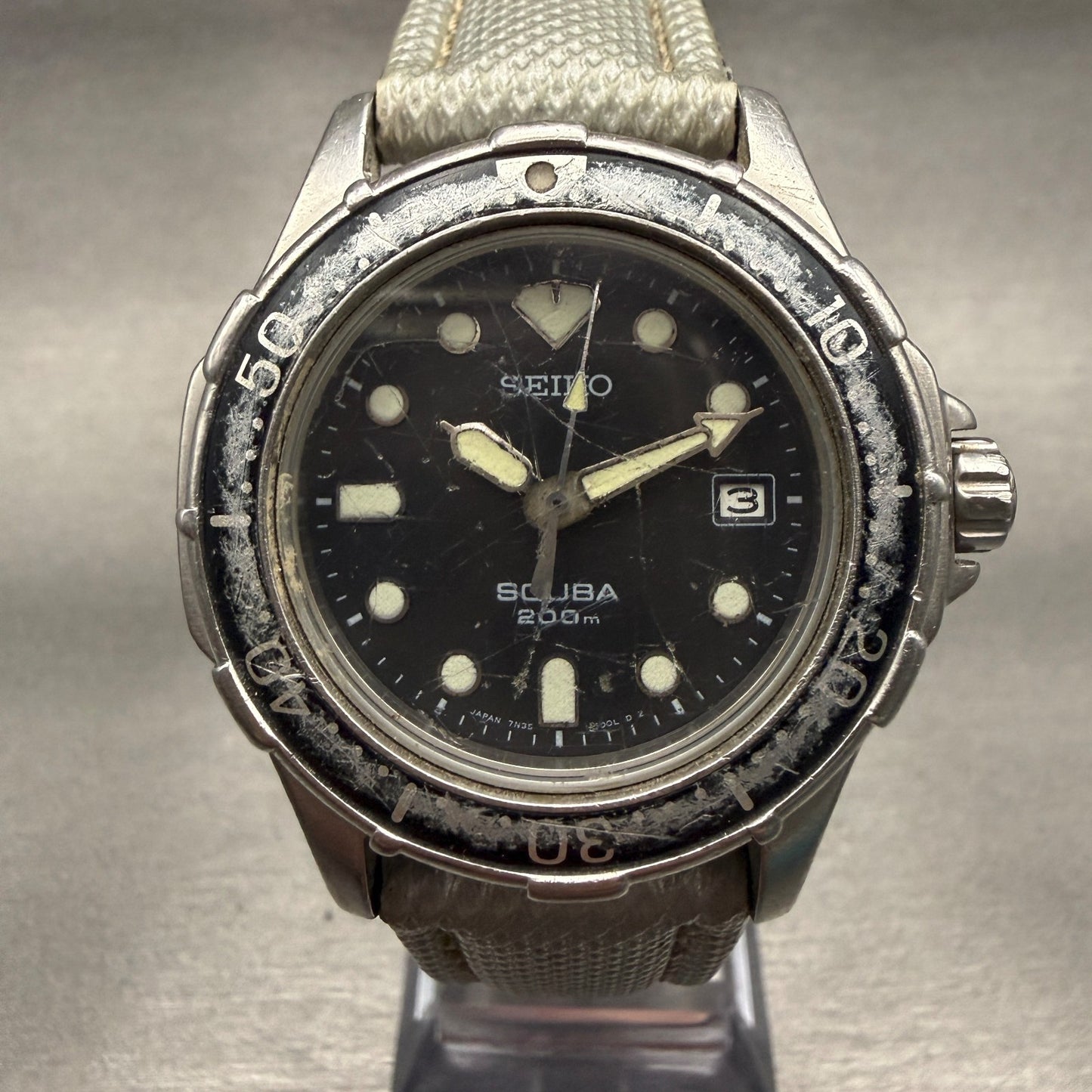 Seiko Scuba Dive Watch Men 36mm Black Dial Silver Date Round 7N35-600A New Batt0