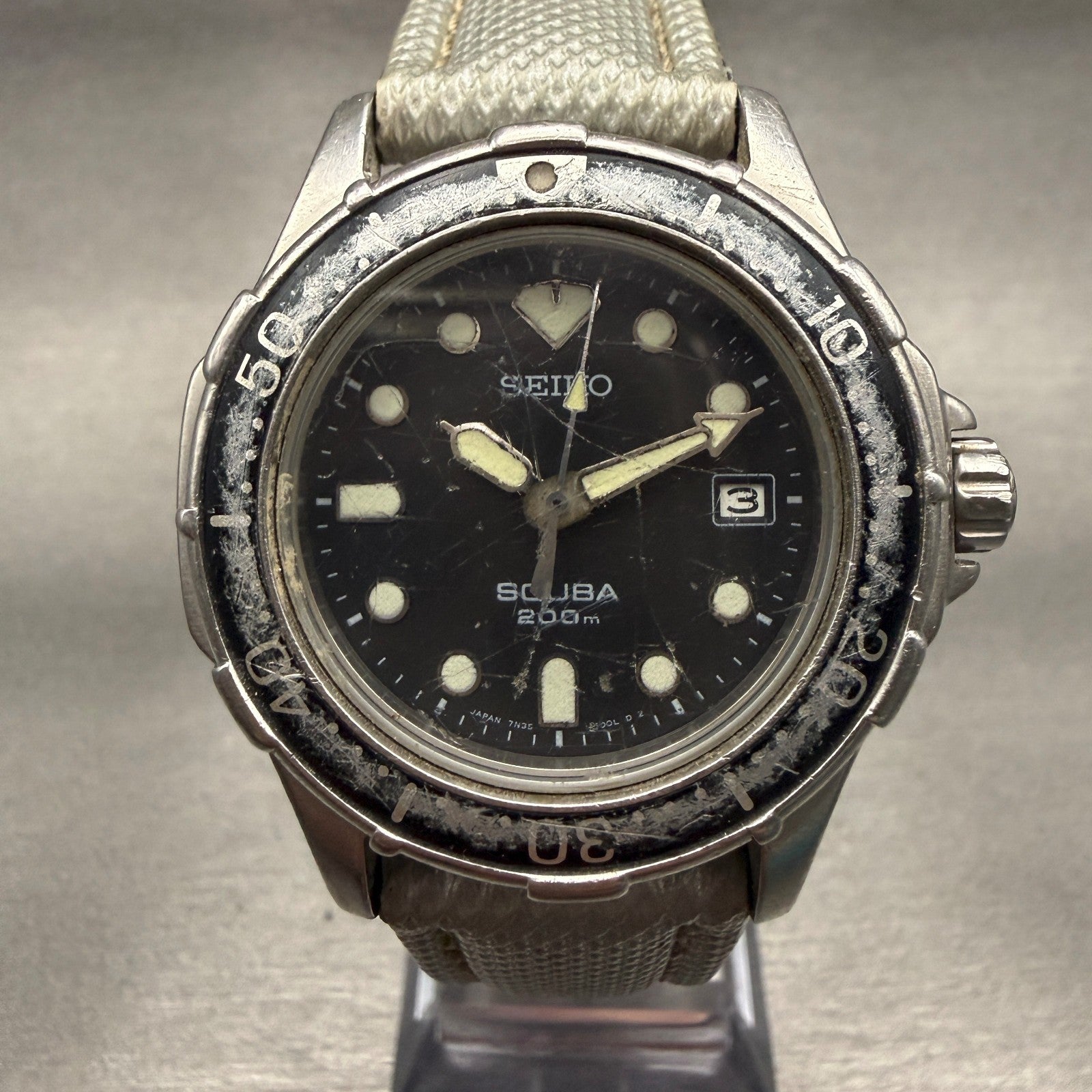 Seiko Scuba Dive Watch Men 36mm Black Dial Silver Date Round 7N35-600A New Batt0
