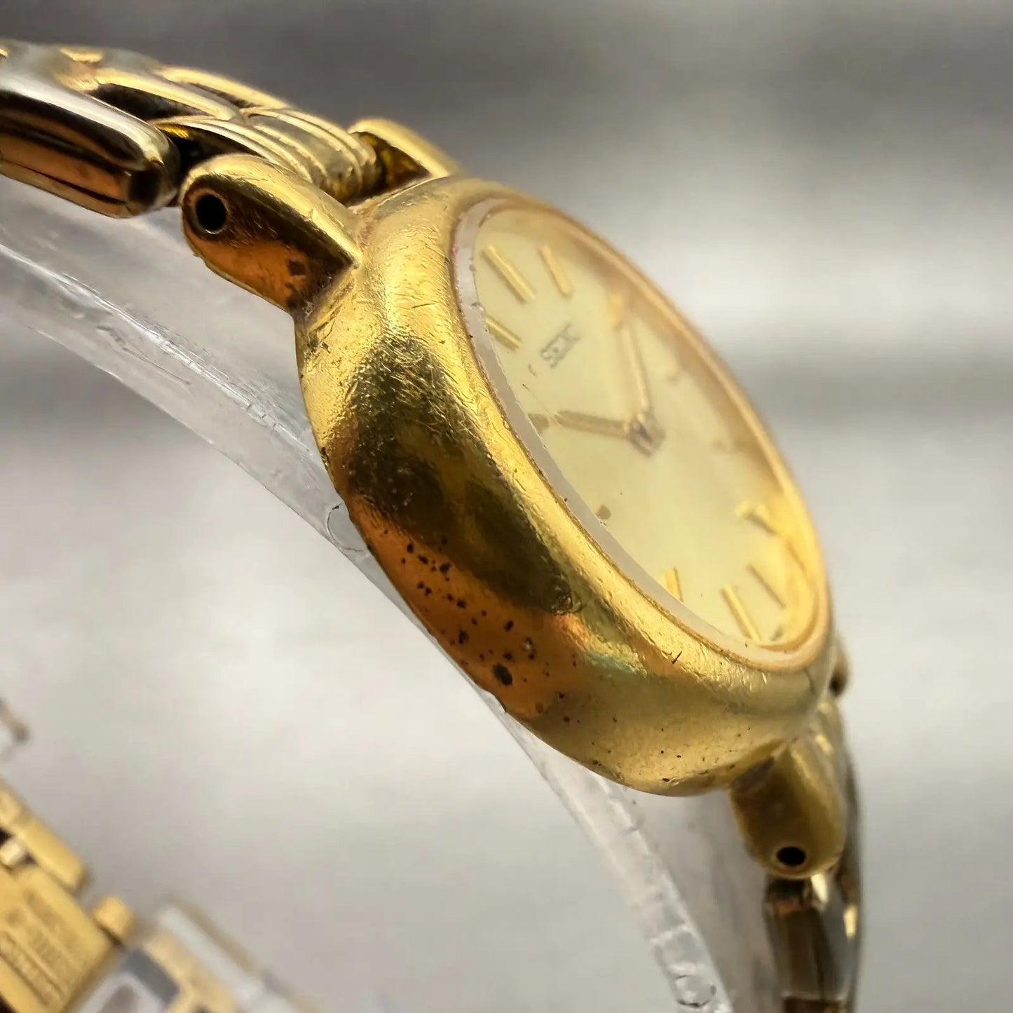 Seiko Watch Women 21mm Champagne Dial Gold Tone Round 1N00-1E09 New Battery VTG3