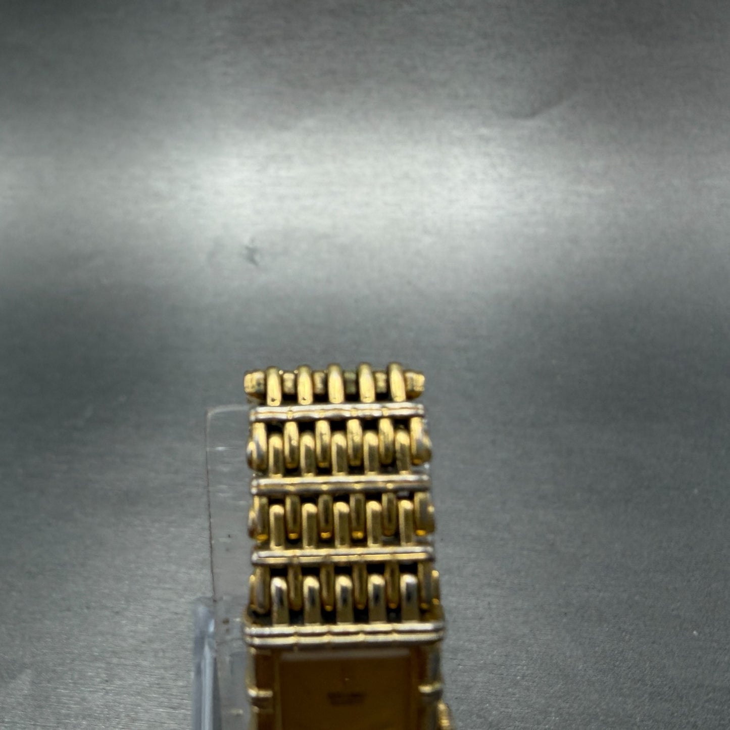 Seiko Tank Watch Women 12mm Champagne Dial Gold Tone 2e20-5079 New Battery HN46