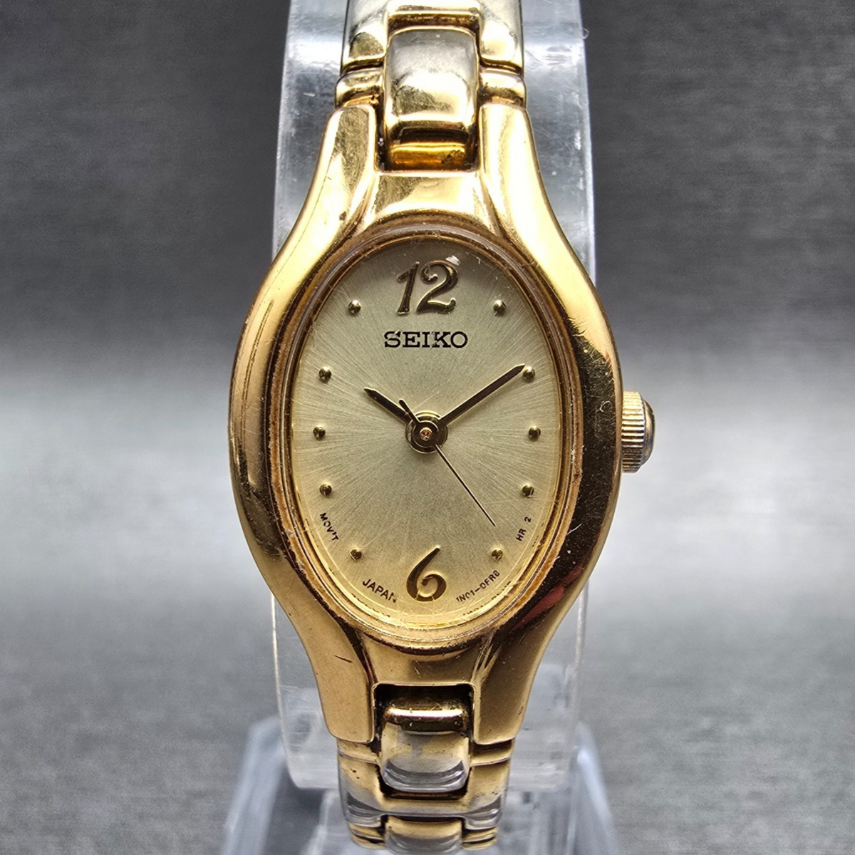 Seiko Watch Women 17mm Gold Dial Gold Tone Oval 1N01-0CS0 New Battery Vintage JP0