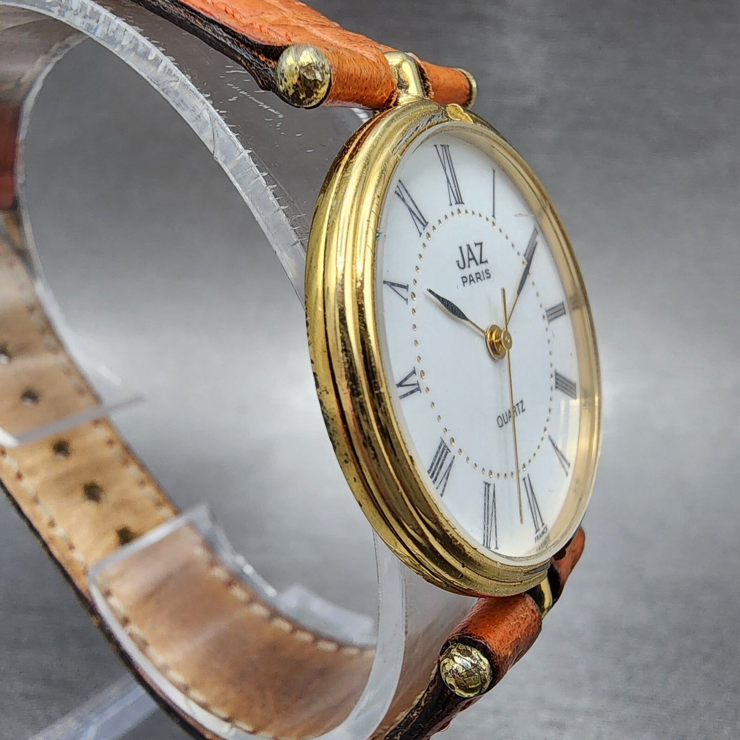 Jaz Paris Watch Women 30mm White Dial Gold Tone Round Leather Band New Battery3