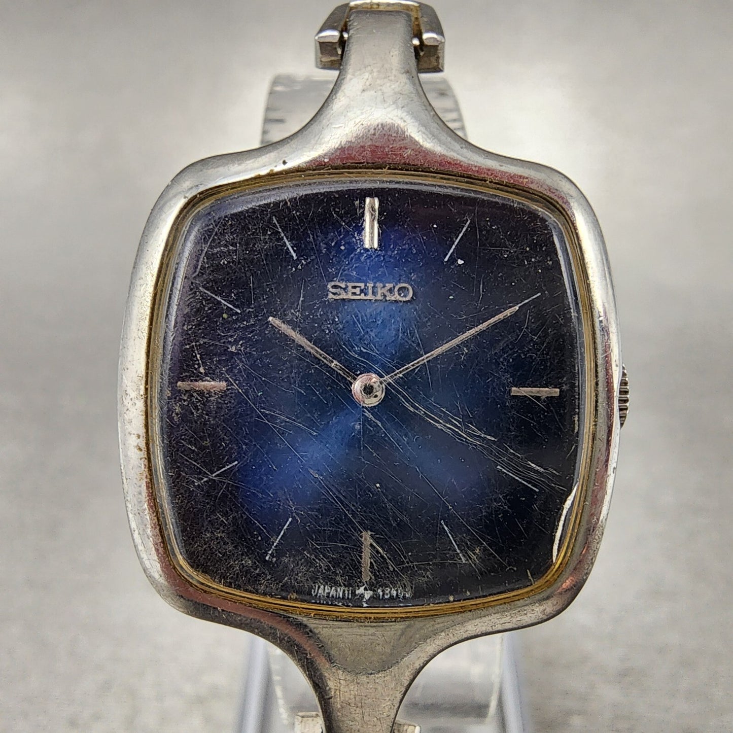 VTG Seiko Watch Women 27mm Blue Dial Rectangle Silver Tone 11-8339 PARTS
