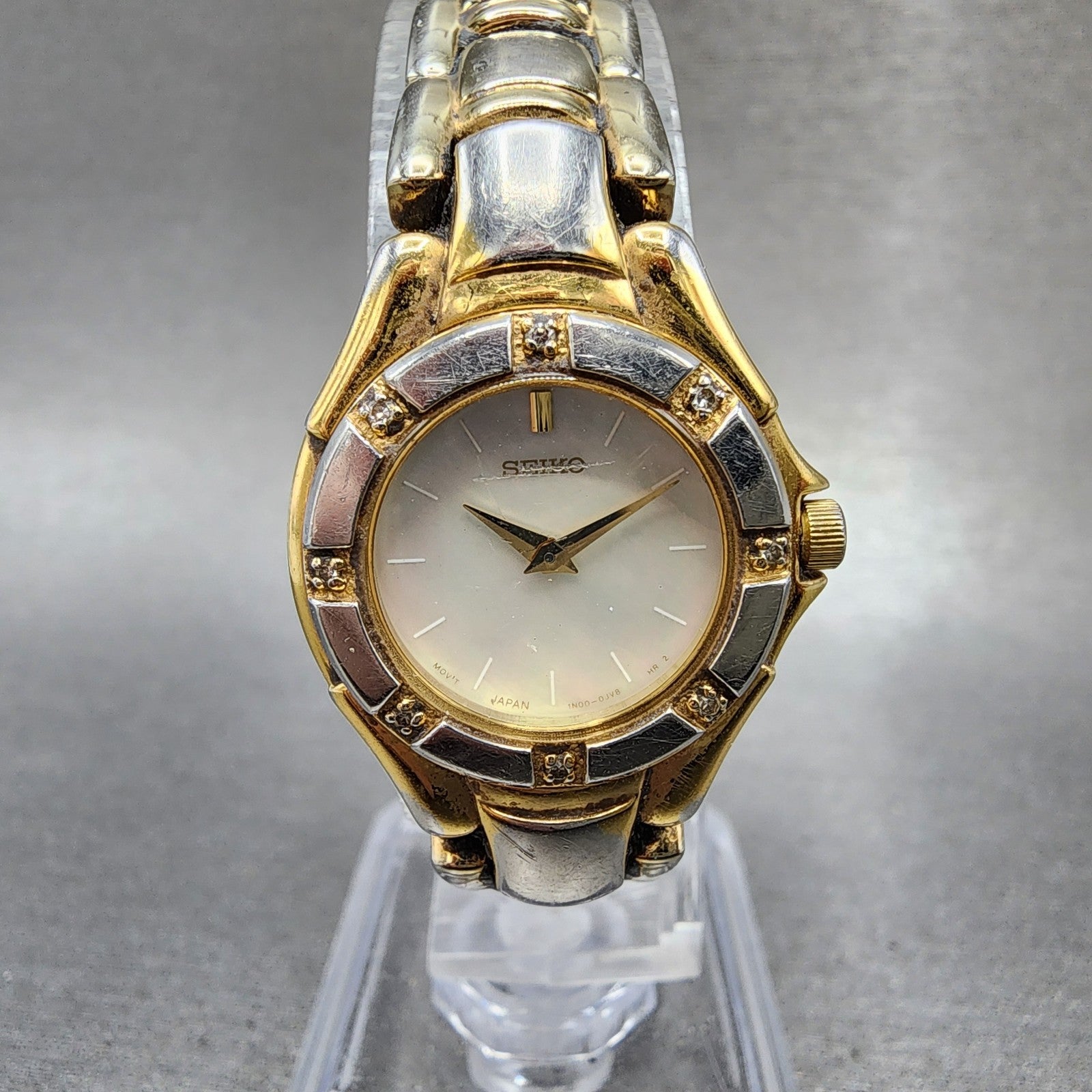 Seiko Watch Women 22mm MOP Dial Two Tone Round 1n000fz0 New Battery0