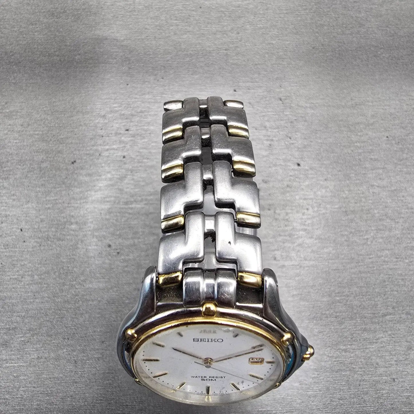 Seiko Watch Men 35mm White Dial Two Tone Date Round 7N32-0049 New Battery VTG4