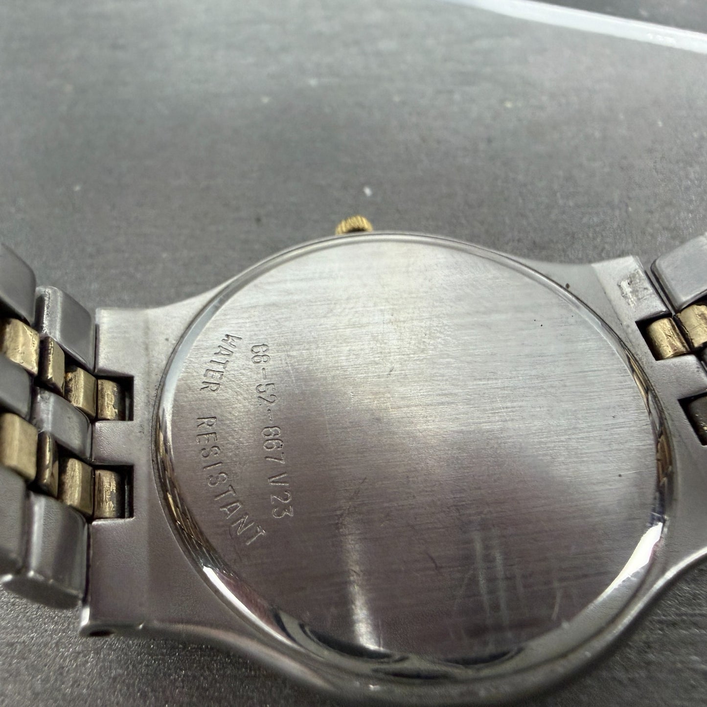 Movado Watch Men 34mm Gold Dial Two Tone Date Round 88-52-867 CRACKED New Batt9