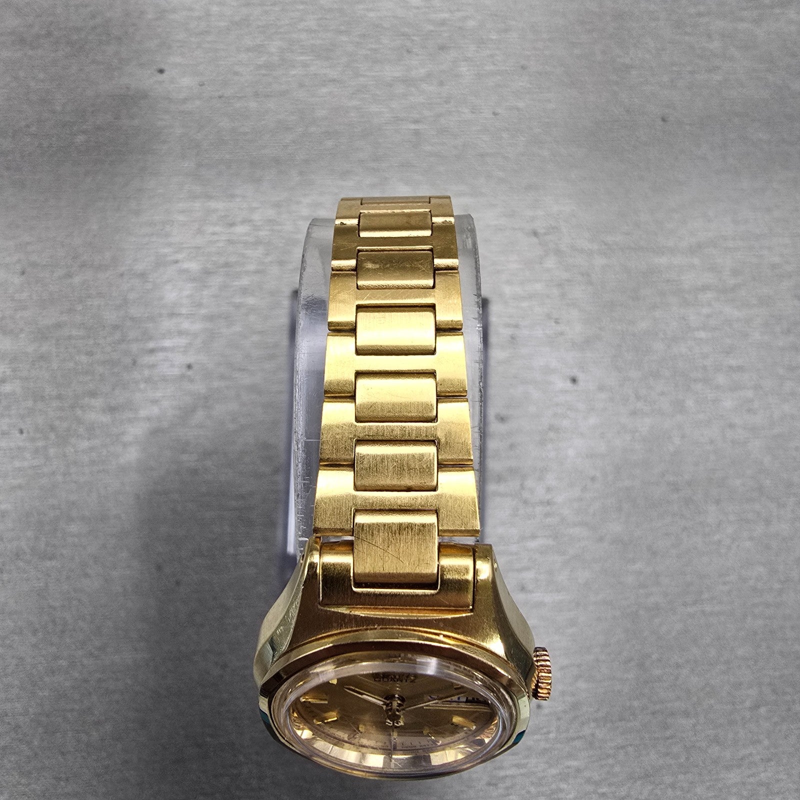 Seiko SQ Watch Women 23mm Gold Dial Gold Tone Daydate Round 8523-0049 New Batt4