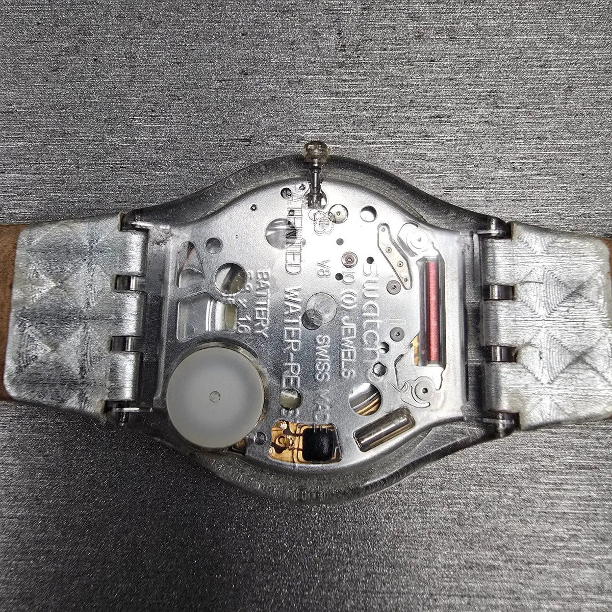 Swatch Skin Facet Glam Watch Women 34mm Silver Dial Clear Case SFK312 New Batt13