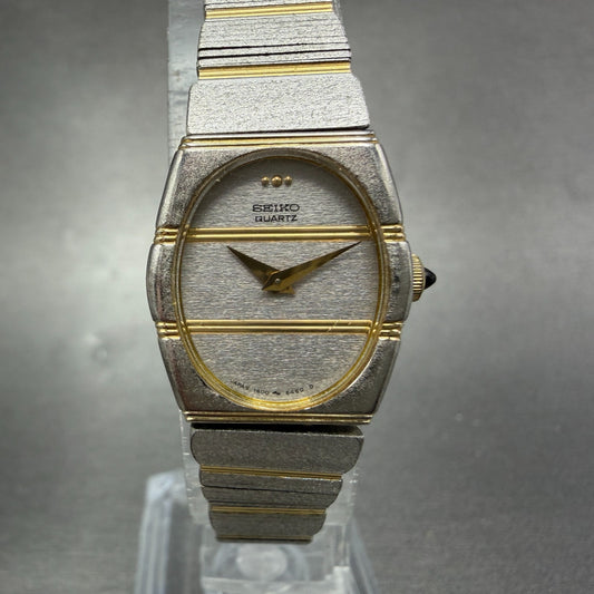 Seiko Watch Women 19mm Silver Dial Two Tone Oval Vintage 1400-8519 New Battey0