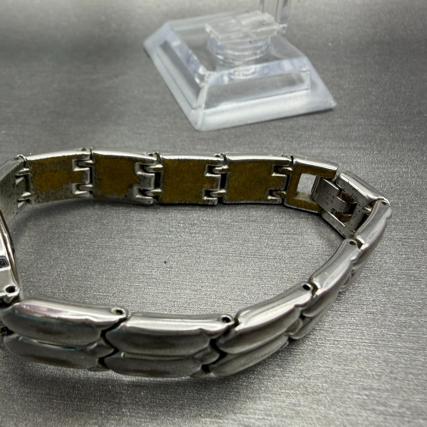 Citizen Watch Women 17mm MOP Dial Silver Tone Round 2200-241991 New Battery VTG11