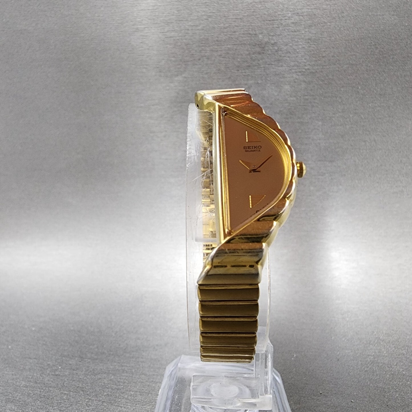 Seiko Halfmoon Watch Women 14mm Gold Dial Gold Tone Asymmetrical New Battery5