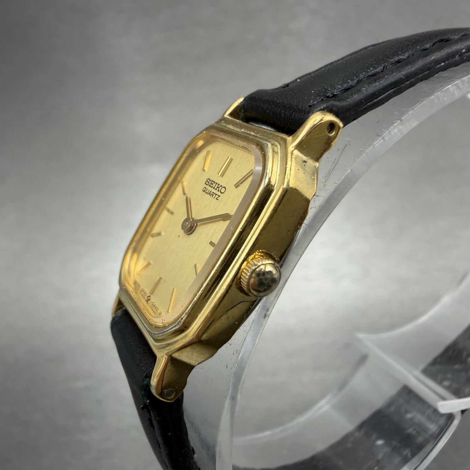 Seiko Tank Watch Women 17mm Champagne Dial Gold Tone 2P20-5A00 New Battery2
