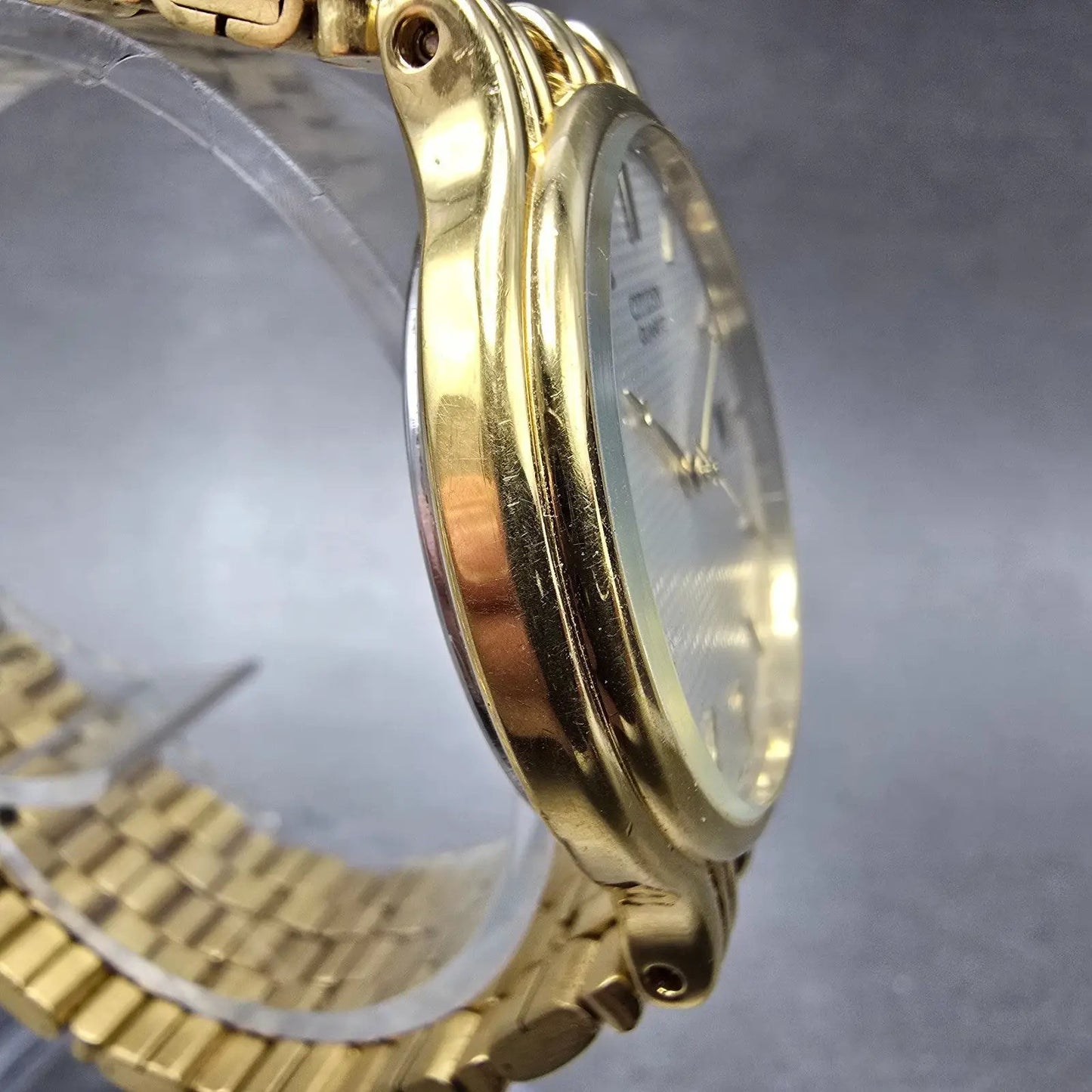 Citizen Watch Men 34mm White Dial Gold Tone Date Round 5510-F52584 New Battery F3