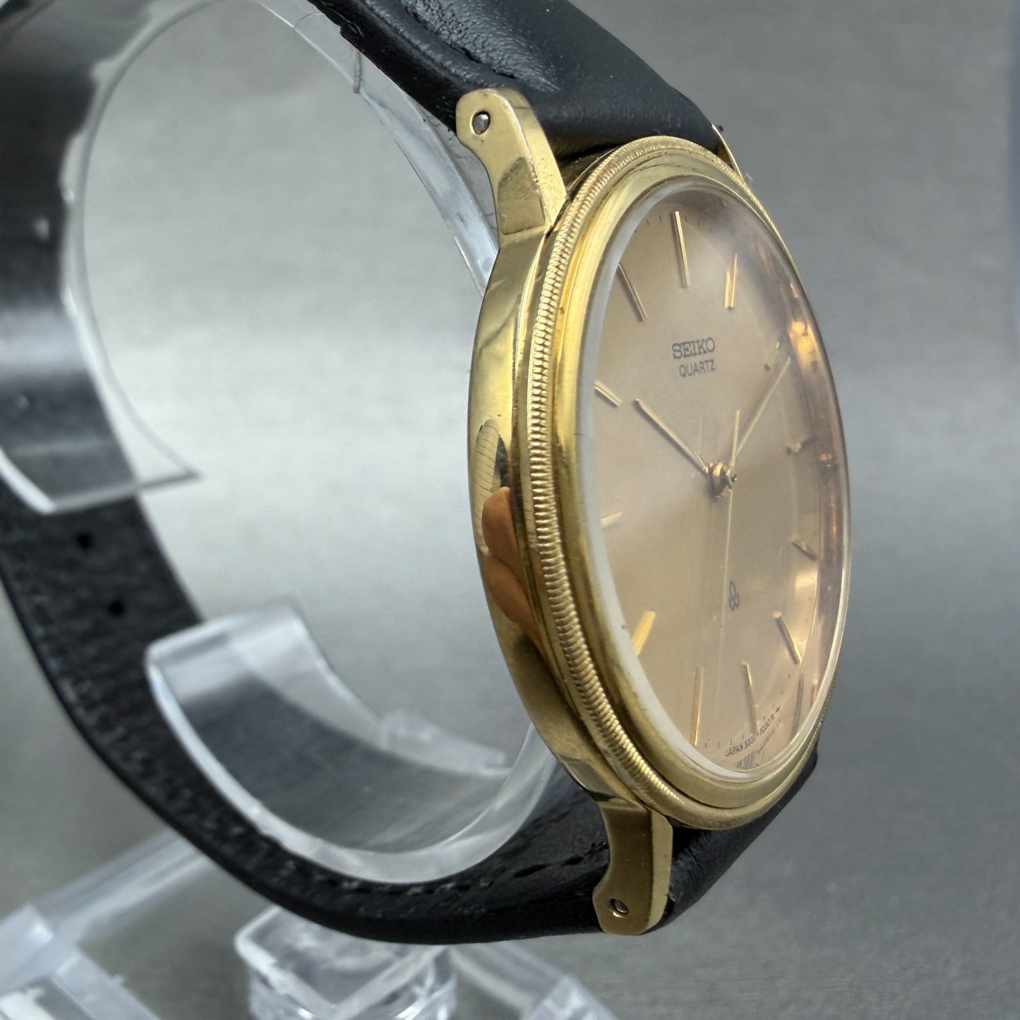 Seiko Watch Unisex 32mm Champagne Dial Gold Tone Round 5931-7020 New Battery3