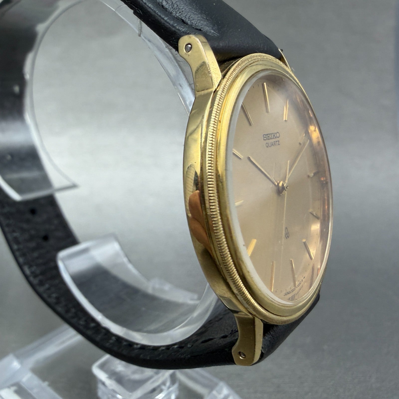 Seiko Watch Unisex 32mm Champagne Dial Gold Tone Round 5931-7020 New Battery3
