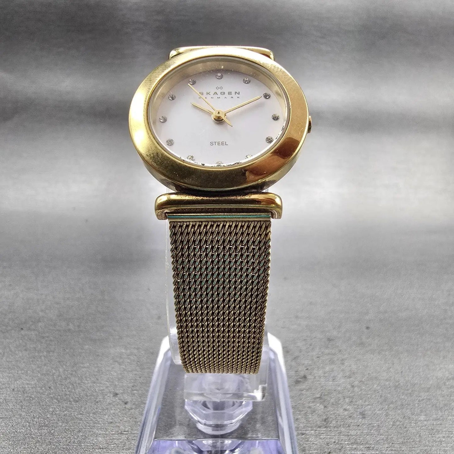 Skagen Denmark Watch Women 25mm White Dial Gold Tone Round 107SGGD New Battery5