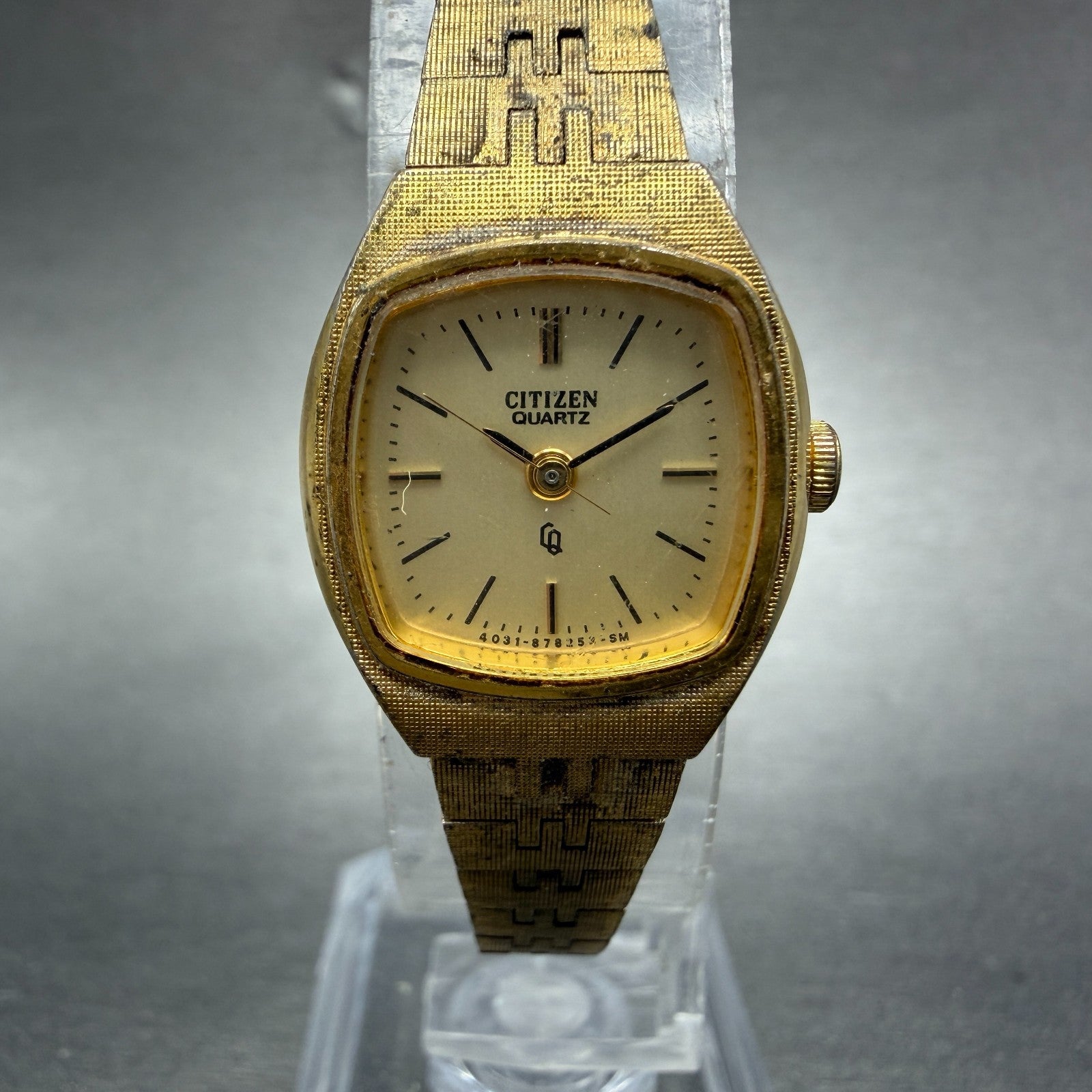 Citizen CQ Watch Women 19mm Champagne Dial Gold Tone 4031-893425 New Battery0