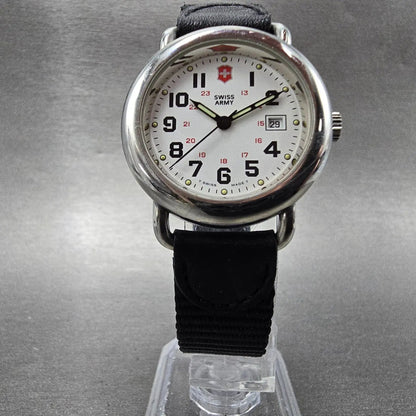 Victorinox Swiss Army Cavalry Watch Women 31mm White Dial Steel Date PARTS6