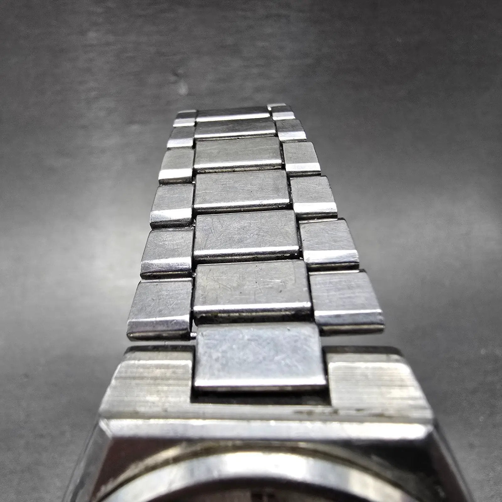 Seiko SQ Watch Men 36mm Silver Dial Silver Tone Daydate 0903-8139 New Battery5