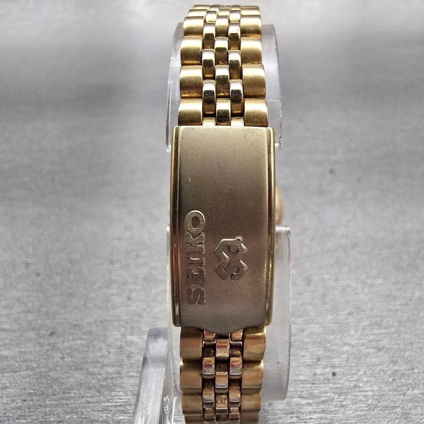 Seiko SQ Watch Women 24mm Black Dial Gold Tone Daydate Round 3E23-0A69 New Batt7