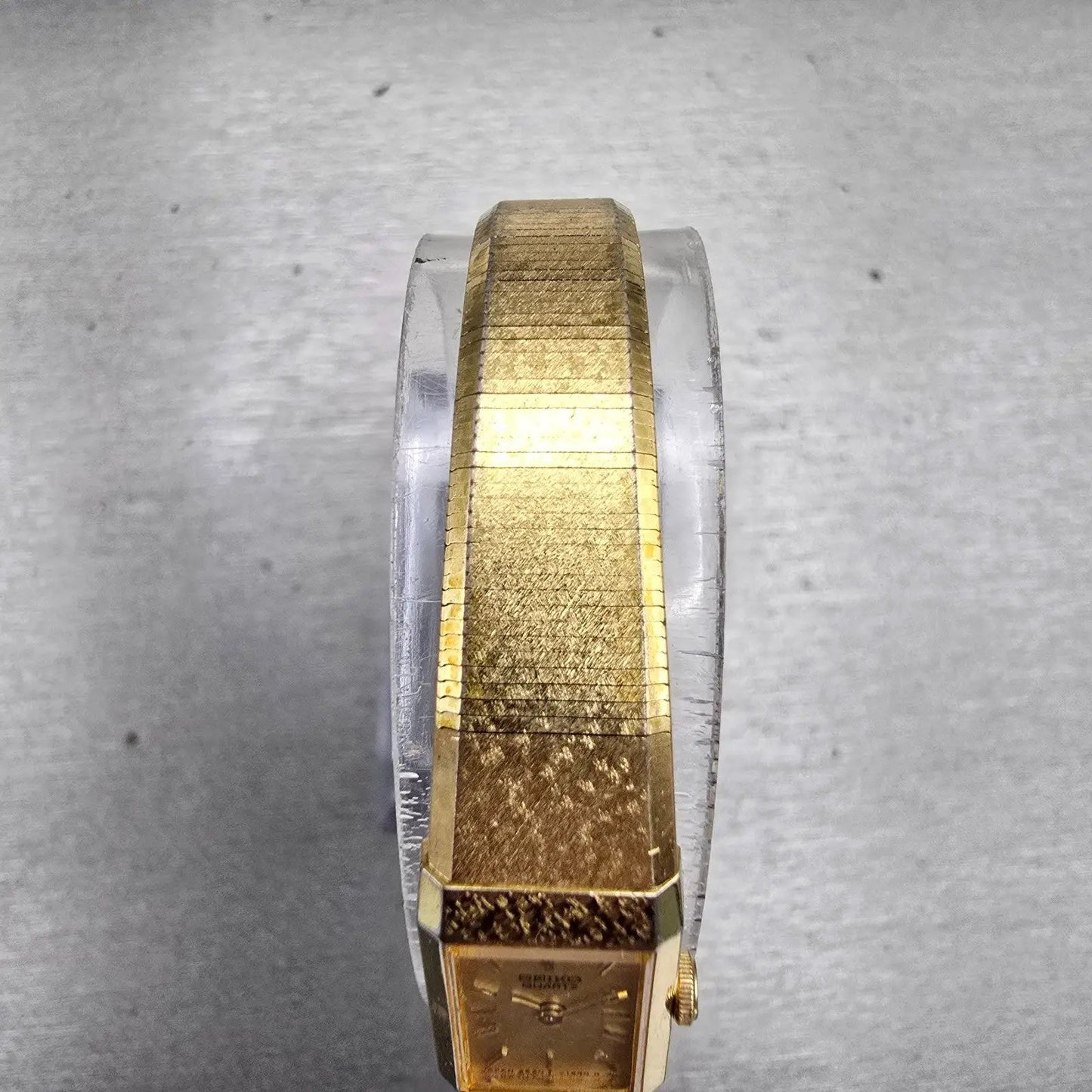 Seiko Watch Women 12mm Gold Dial Gold Tone Rectangle 2E20-6259 New Battery VTG4