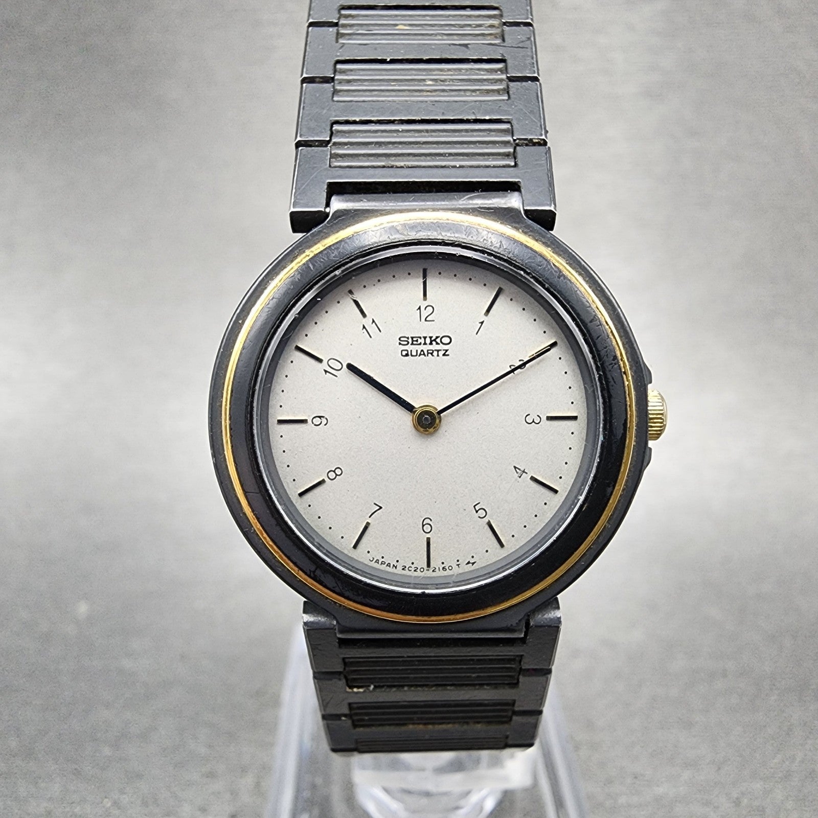 Seiko Watch Women 25mm Silver Tone Black Tone Round 2c200260 New Battery0