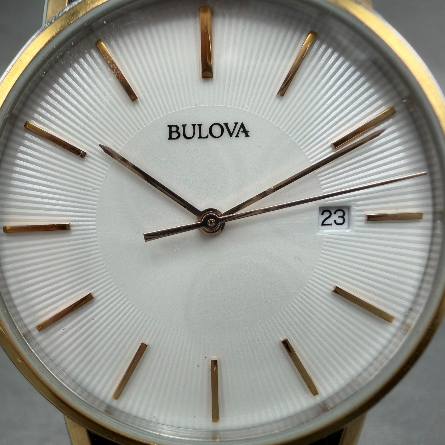 Bulova Watch Men 37mm White Dial Two Tone Date Round 98H51 New Battery1