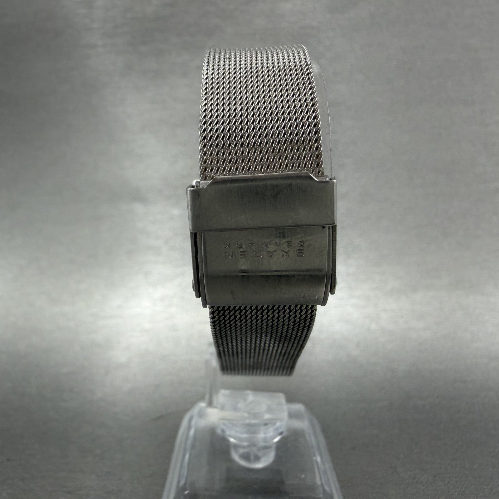 Skagen Watch Women 26mm Black Dial Silver Tone Oval Mesh Band 589SSSB New Batt7