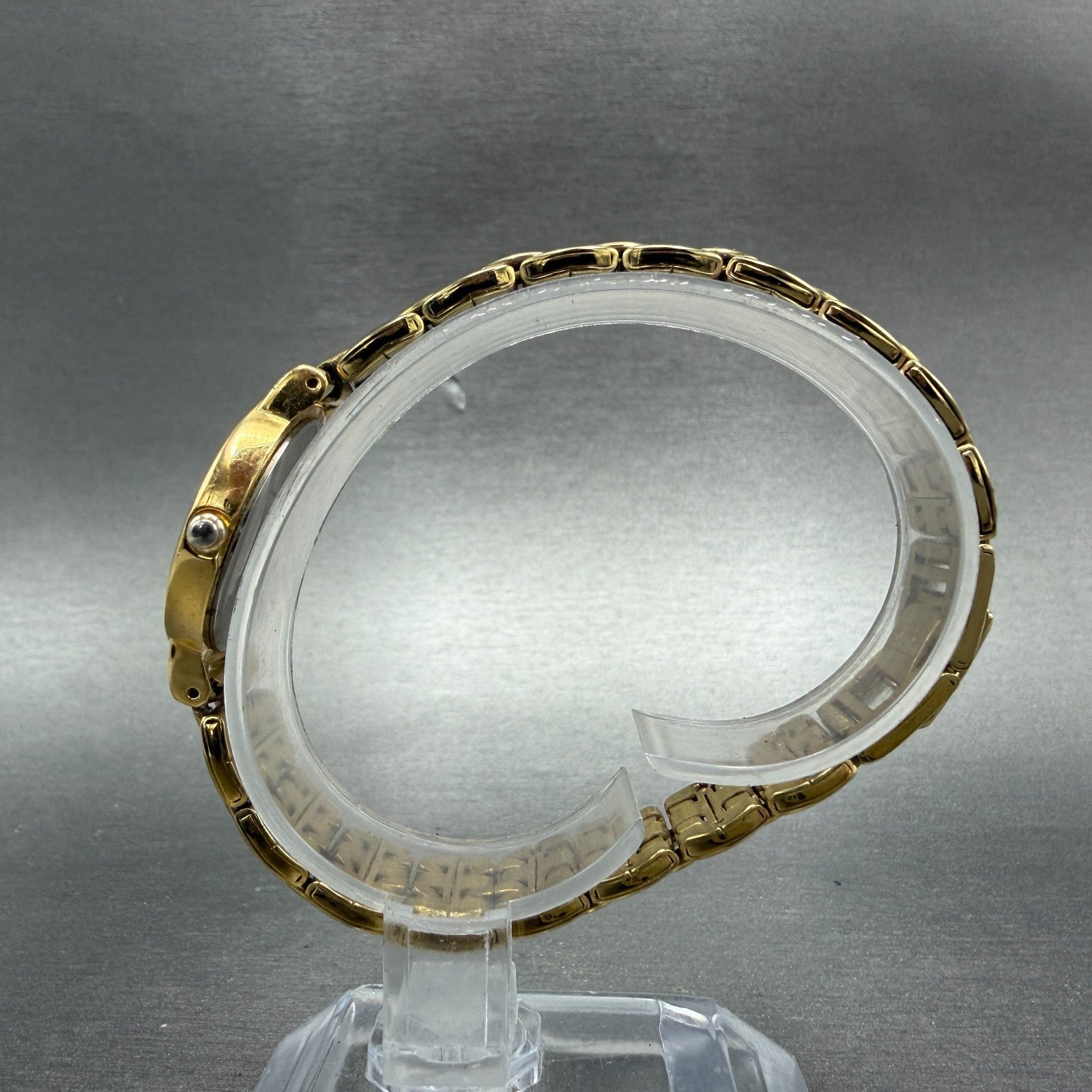 Seiko Watch Women 24mm White Dial Gold Tone Round 1N00-1E19 New Battery hKJh6