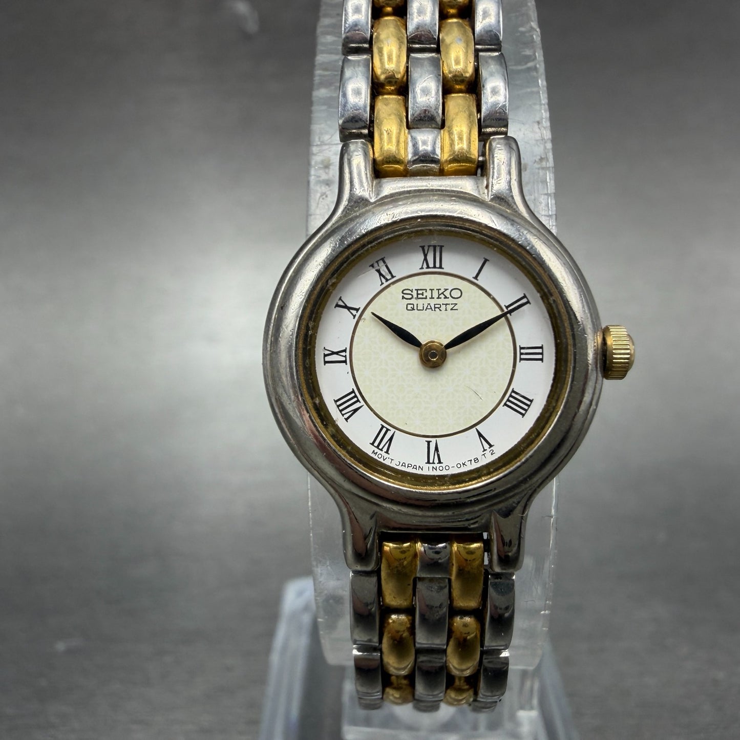 Seiko Watch Women 19mm White Dial Two Tone Round Vintage 1N00-0C59 New Battery0