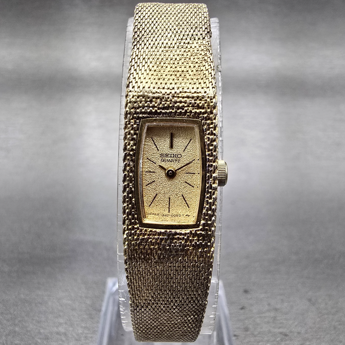 Seiko Tank Watch Women 12mm Gold Dial Gold Tone Rectangle 1320-5029 New Battery0