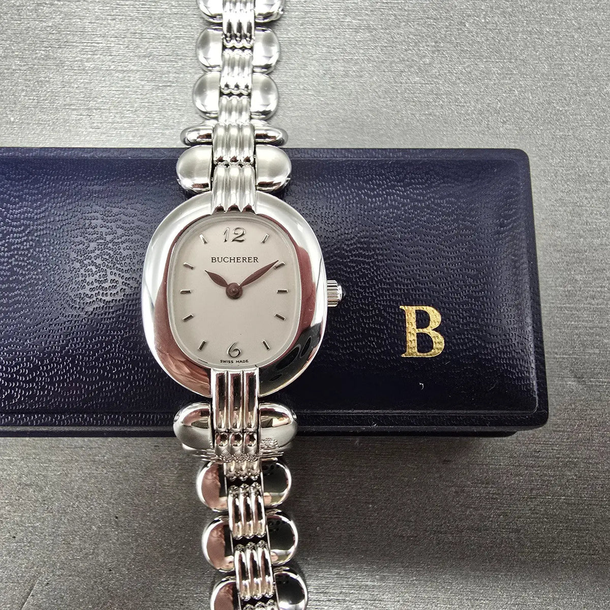 Bucherer Watch Women 21mm Silver Dial Silver Tone Oval 901.507 New battery0