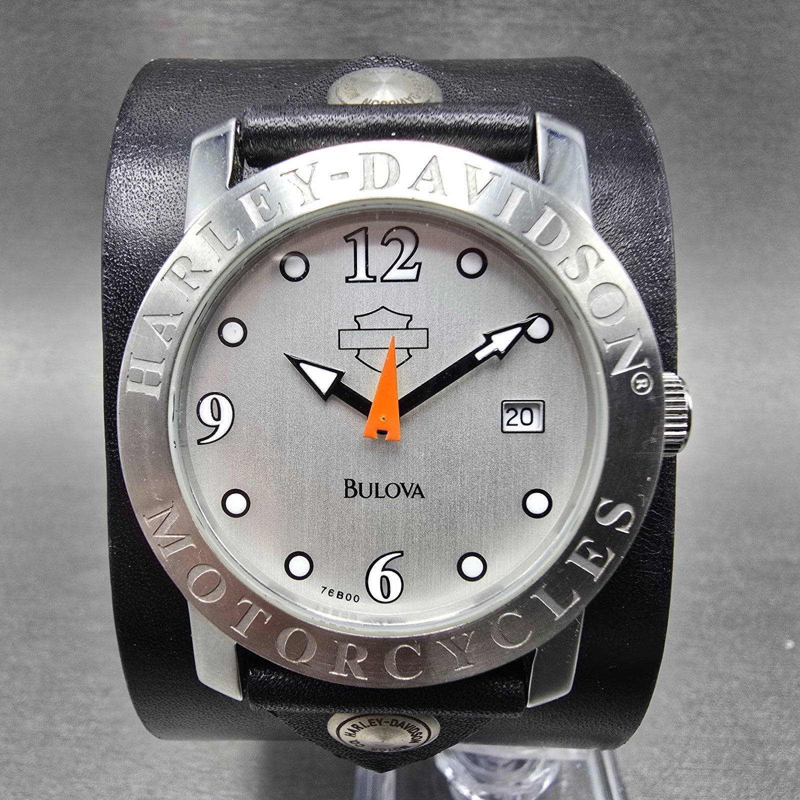 Bulova Harley Davidson Watch Men 36mm Silver Dial Silver Tone Date 76B00 New Bat0