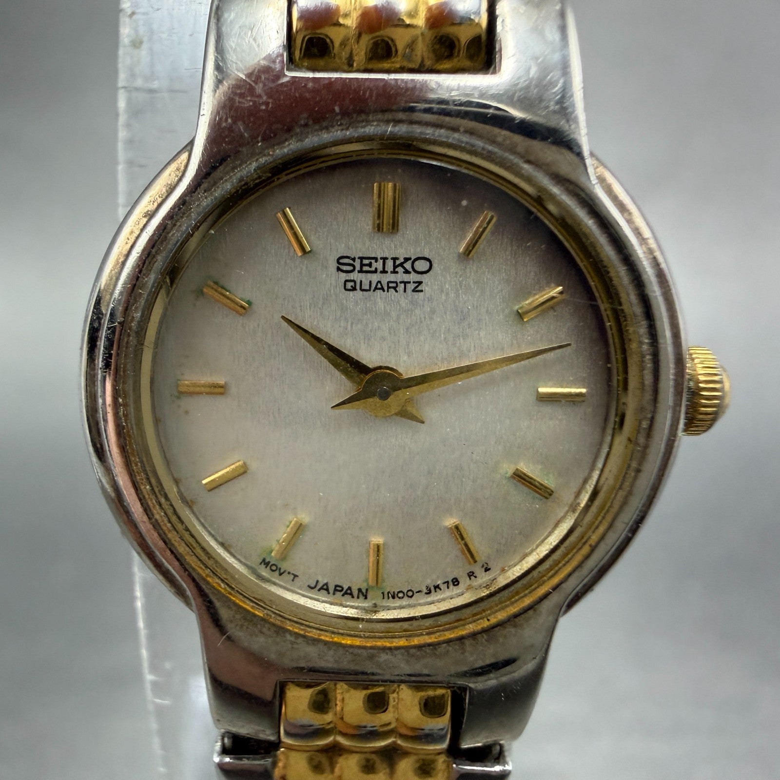 Seiko Watch Women 20mm White Dial Two Tone Round 1N00-1A49 New Battery Vintage1