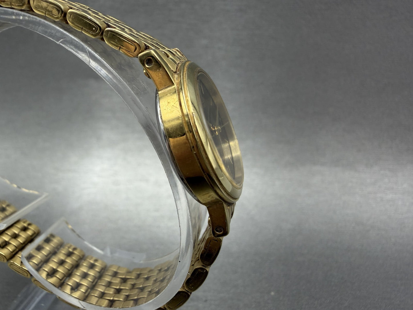 Citizen Watch Women 24mm Black Dial Gold Tone Date Round 1012S038562 New Batt6