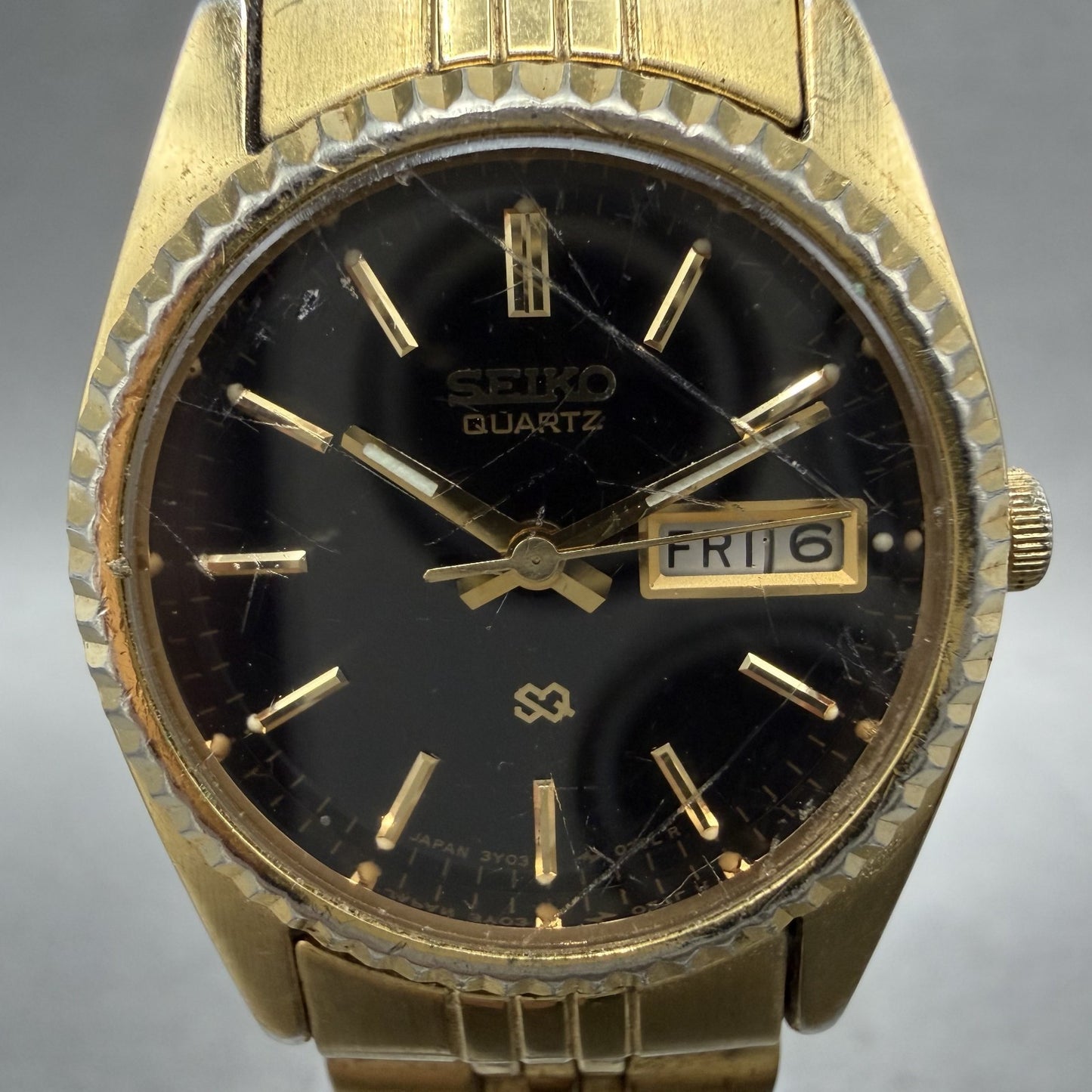 Seiko SQ Watch Women 24mm Black Dial Gold Tone Daydate 24mm Round New Battery NL1