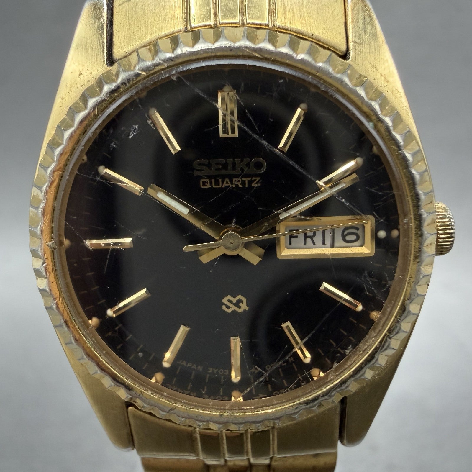 Seiko SQ Watch Women 24mm Black Dial Gold Tone Daydate 24mm Round New Battery NL1